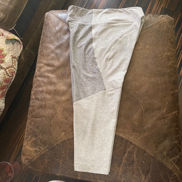 Outdoor Voices Womens Leggings Two Tone - Picture 15 of 15